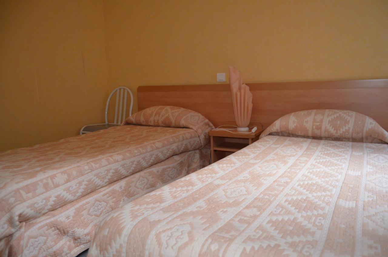 Hotel Montfort Lourdes Kültér fotó