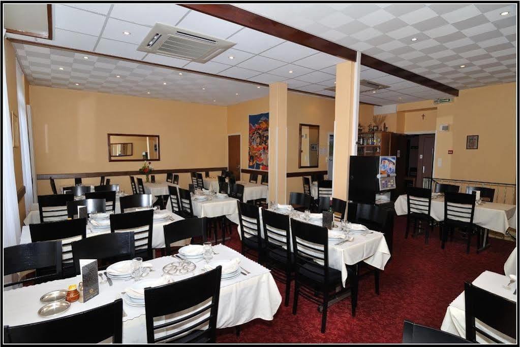 Hotel Montfort Lourdes Kültér fotó